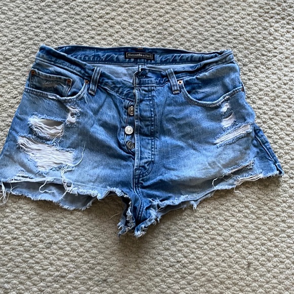 Abercrombie & Fitch jean shorts - Picture 1 of 4